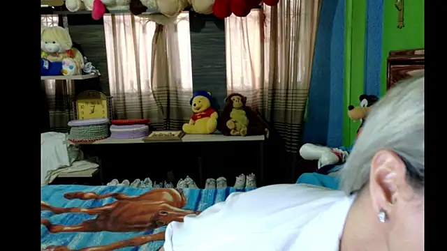  Charlize theron  online show from 03/20/26, 10:47