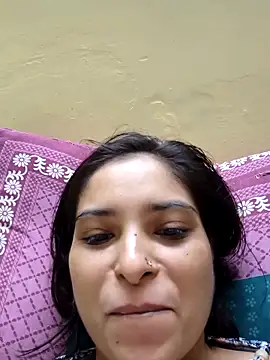 QUEEN-ADITI online show from 10/13/25, 07:14
