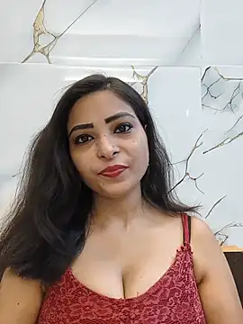 QUEEN-ADITI online show from 05/19/26, 06:47