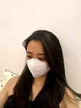 Mochi21 online show from 10/13/25, 02:33