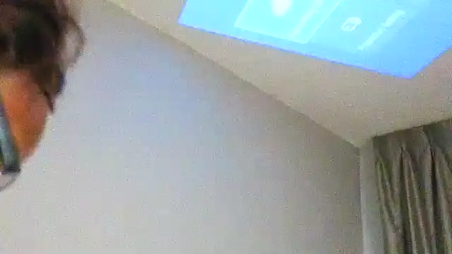 CinnaCakesss online show from 10/12/25, 01:59