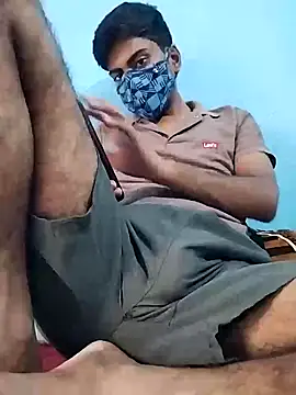 Snapshot of YourTarzan chatting on 09/16/25, 05:19 YourTarzan online show from 09/16/25, 05:19