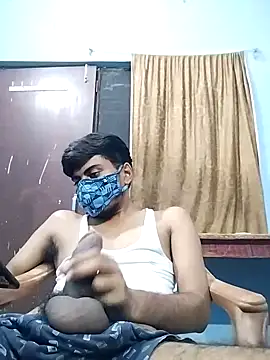 Snapshot of YourTarzan chatting on 09/23/25, 05:49 YourTarzan online show from 09/23/25, 05:49