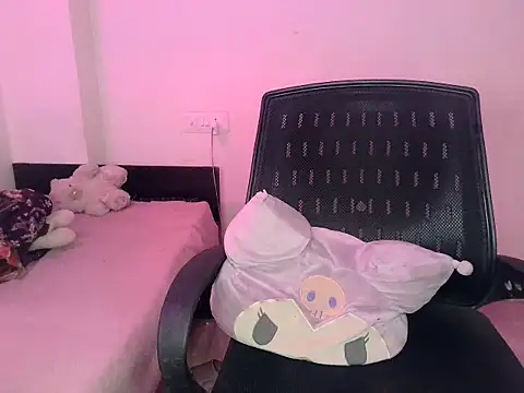 its siya  online show from 04/14/26, 08:37