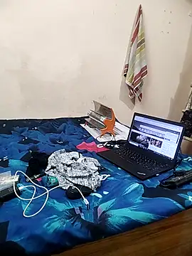 meenu bhabhi547 online show from 12/17/25, 05:46