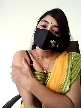 Puja-Rane online show from 10/02/25, 02:51