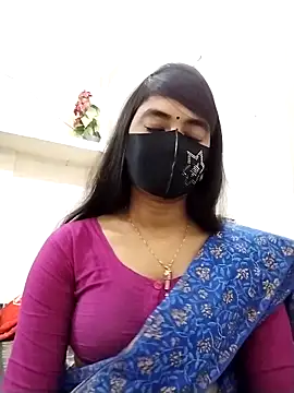 Puja-Rane online show from 11/19/25, 04:40