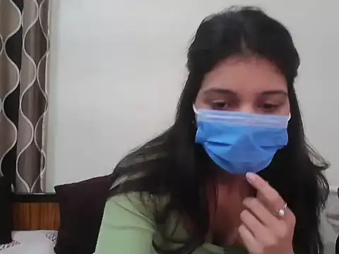 Snapshot of Cute_babydoll099 chatting on 11/19/25, 05:40 Cute babydoll099 online show from 11/19/25, 05:40