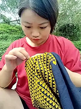 Snapshot of lusy-000 chatting on 09/14/25, 02:54 lusy-000 online show from 09/14/25, 02:54