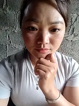 Snapshot of lusy-000 chatting on 09/24/25, 10:18 lusy-000 online show from 09/24/25, 10:18