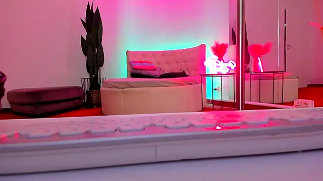 JessicaSky  online show from 11/13/25, 08:19