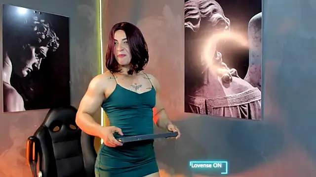 AliceFit 212 online show from 10/24/25, 01:29