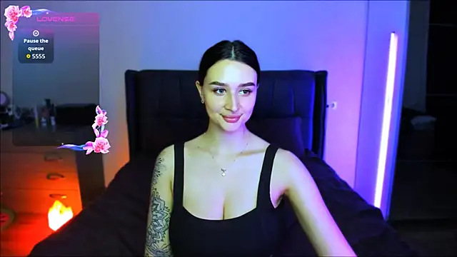 Veronica Larsson online show from 09/12/25, 04:29