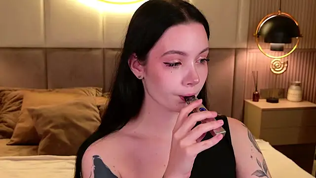 Goldy Stark online show from 09/21/25, 08:32