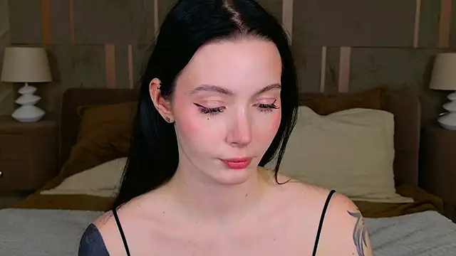 Goldy Stark online show from 11/26/25, 08:43