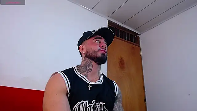 tommyblessd1 online show from 04/23/26, 06:36