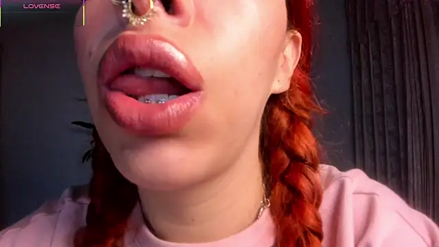 bri von dhara   online show from 09/17/25, 10:39