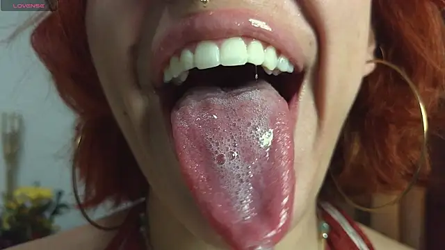 bri von dhara   online show from 06/01/26, 04:41
