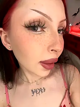 Lina Thornton  online show from 10/17/25, 08:33