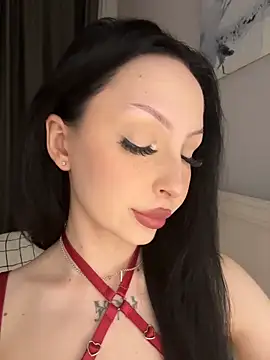 Snapshot of Lina_Thornton_ chatting on 05/13/26, 06:49 Lina Thornton online show from 05/13/26, 06:49