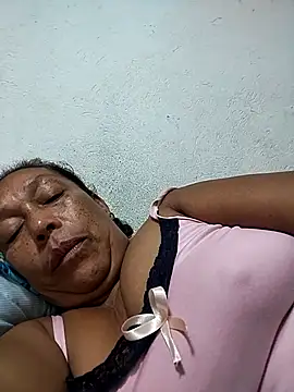 Naomi-Mature online show from 09/24/25, 09:01