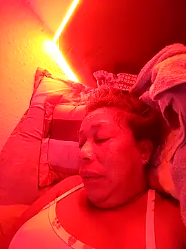 Naomi-Mature online show from 11/22/25, 08:02