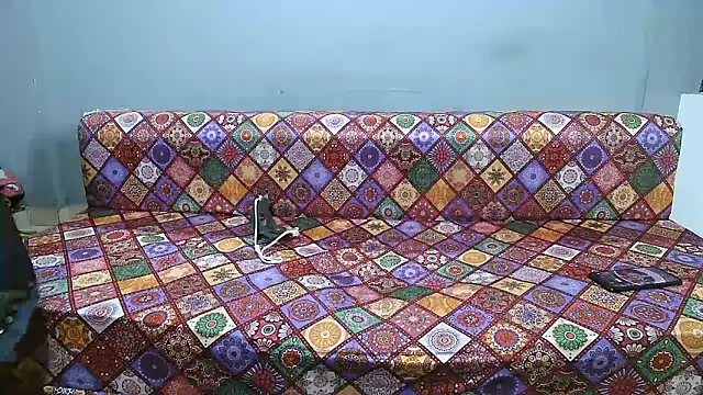 Snapshot of Hard_to_fuck_ chatting on 11/27/25, 04:31 Hard to fuck online show from 11/27/25, 04:31