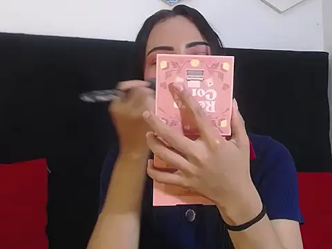 valerythompsonper online show from 09/11/25, 08:53