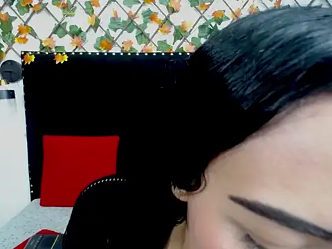 valerythompsonper online show from 01/07/26, 01:08