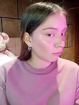 Samanthaa  1 online show from 09/17/25, 10:11