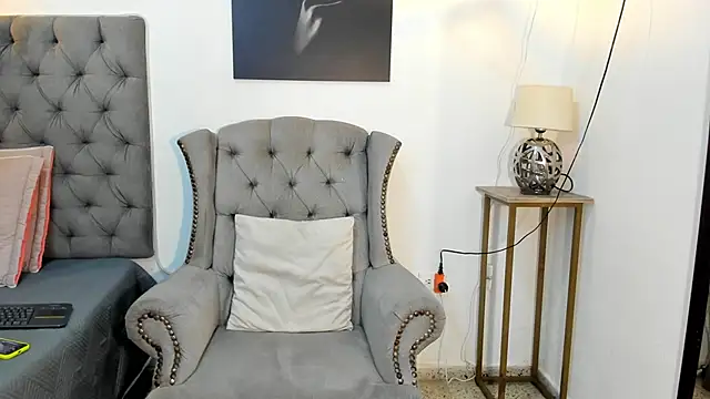 nahiroby ebony online show from 09/22/25, 06:54