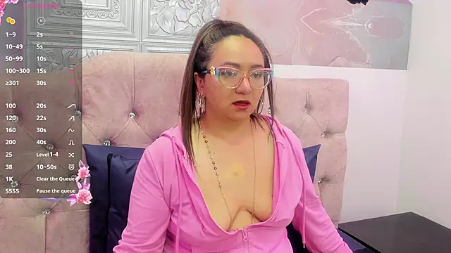 leyla smithh online show from 09/28/25, 01:27