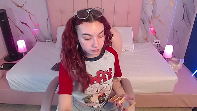 Red kytty6 online show from 03/30/26, 04:24