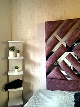 Jasmin Pink online show from 11/14/25, 12:48