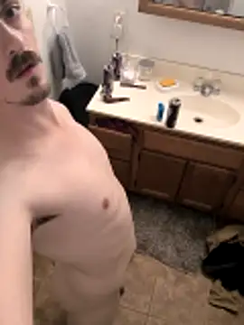 Snapshot of Dougieboy123 chatting on 12/14/25, 10:58 Dougieboy123 online show from 12/14/25, 10:58