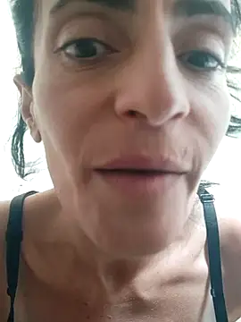 Snapshot of Gecenin_Kralicesi chatting on 09/25/25, 10:08 Gecenin Kralicesi online show from 09/25/25, 10:08