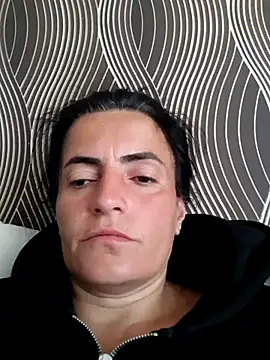 Snapshot of Gecenin_Kralicesi chatting on 06/12/26, 04:11 Gecenin Kralicesi online show from 06/12/26, 04:11