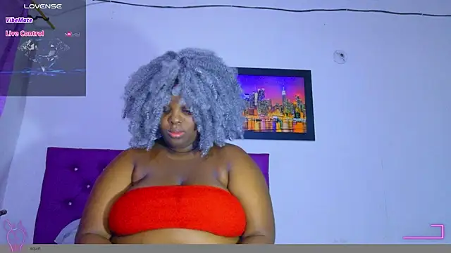 Snapshot of ebony_NeighborMoans chatting on 07/08/26, 03:22 ebony NeighborMoans online show from 07/08/26, 03:22