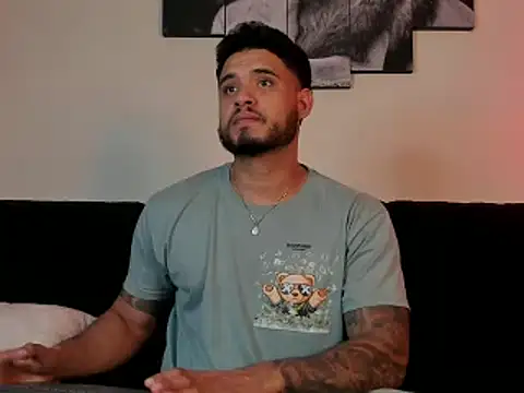 Austin torres  online show from 09/18/25, 02:35