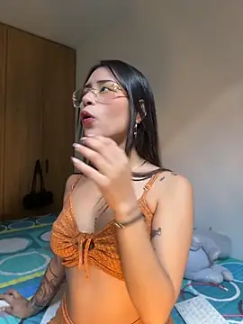 Snapshot of CatadeLuca chatting on 06/16/26, 03:58 CatadeLuca online show from 06/16/26, 03:58