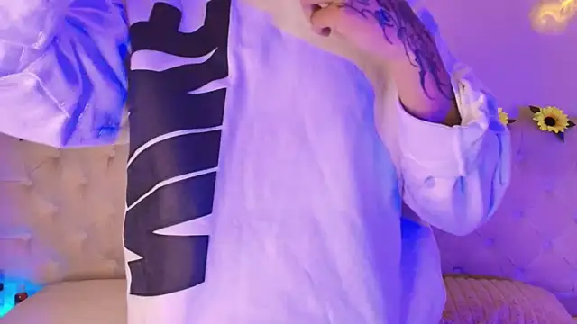 AleAurarashi online show from 03/20/26, 05:23