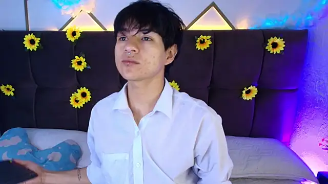 AleAurarashi online show from 04/18/26, 10:30