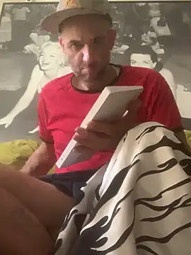 Hothotboyg online show from 03/23/26, 08:57