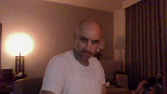 Snapshot of Hothotboyg chatting on 05/02/26, 12:32 Hothotboyg online show from 05/02/26, 12:32