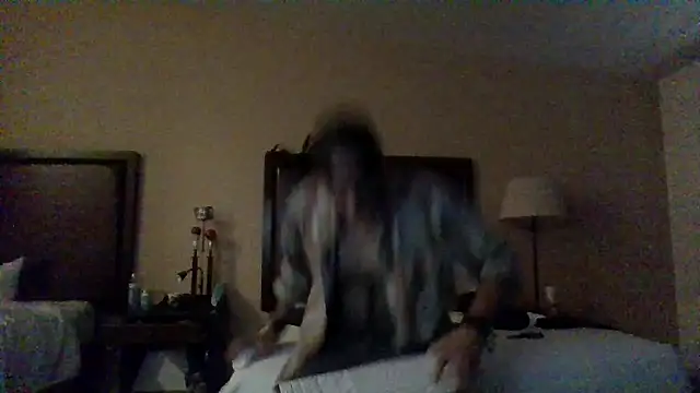 Snapshot of Hothotboyg chatting on 05/17/26, 05:09 Hothotboyg online show from 05/17/26, 05:09