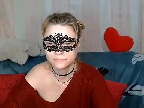 Miss Nona online show from 11/23/25, 09:36