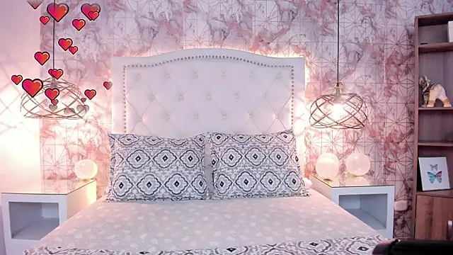 ScarletMore online show from 02/15/26, 01:09