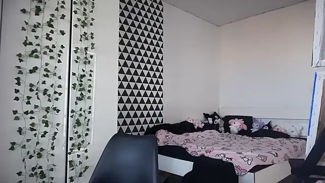 FluffySlutt online show from 07/04/26, 03:29