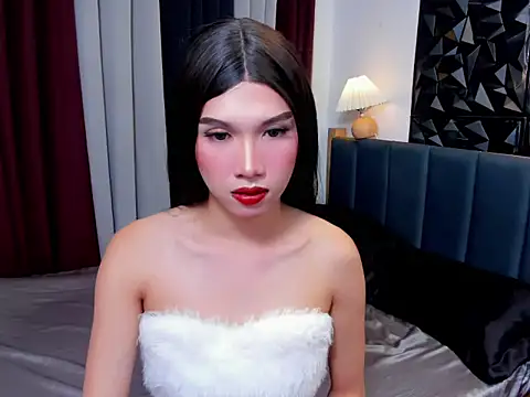 MaxCollins online show from 11/12/25, 10:09