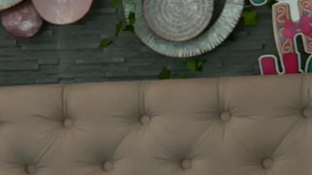 VannyFoxx online show from 01/06/26, 08:12